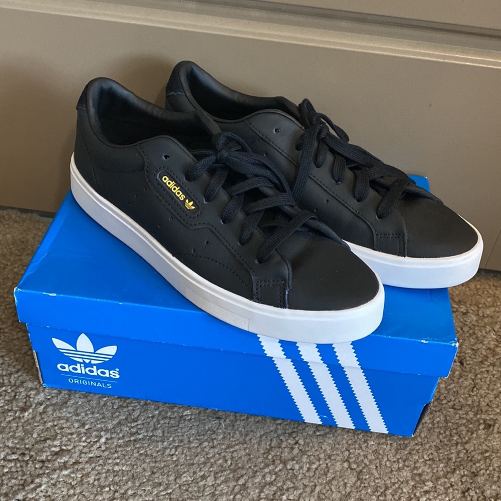 Adidas Original Sleek